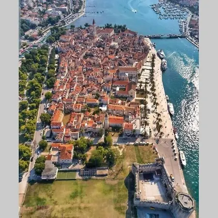 Apartment Oleandar *