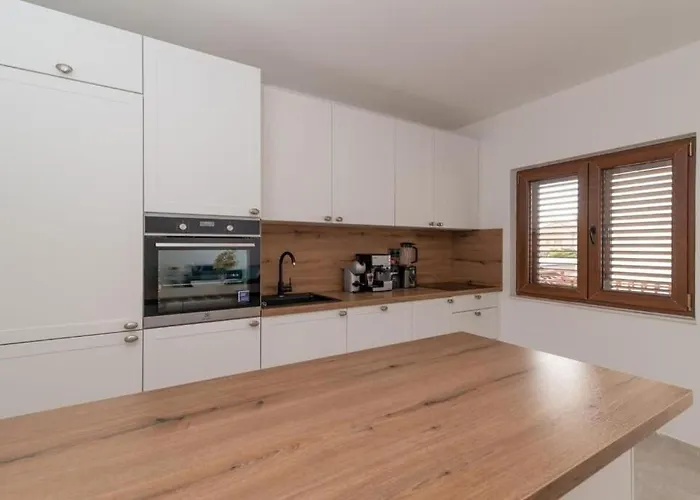 Oleandar تروغير